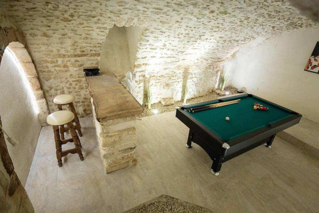 Le Speakeasy - Maison Avec Billard Auxerre Exterior photo